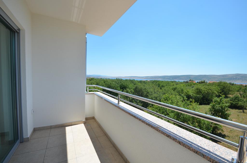 Apartment Anica Kuk Starigrad Paklenica Zimmer foto