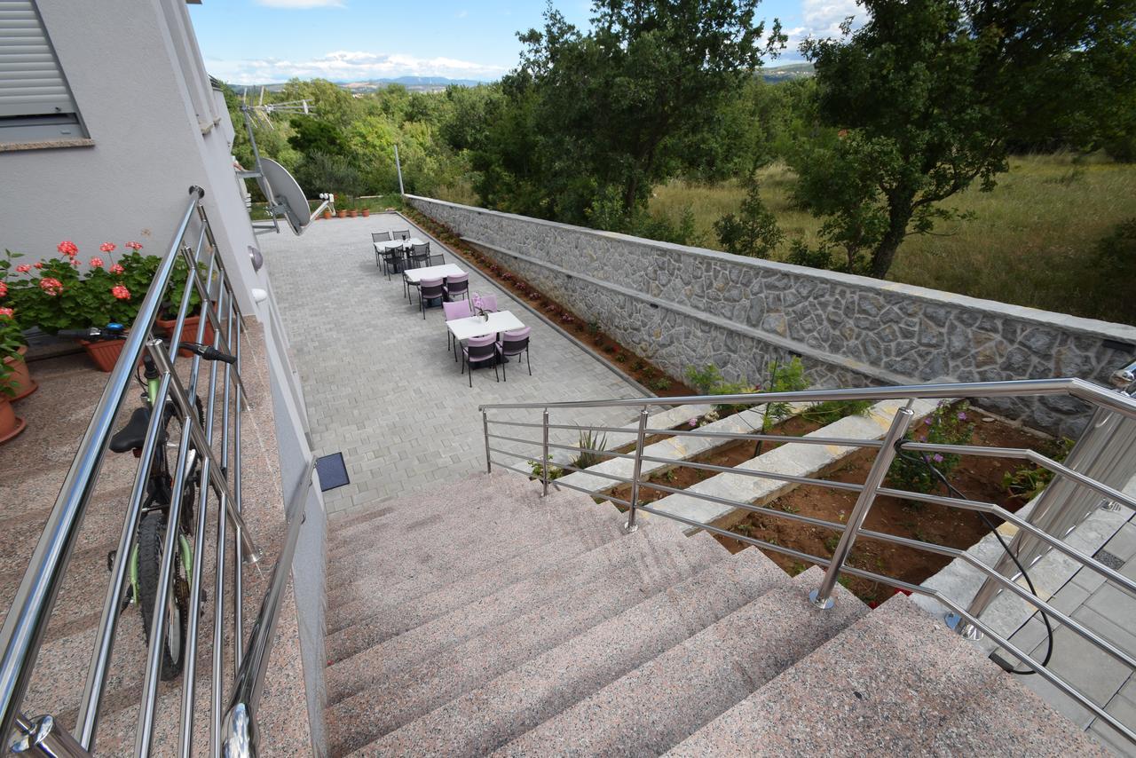 Apartment Anica Kuk Starigrad Paklenica Exterior foto