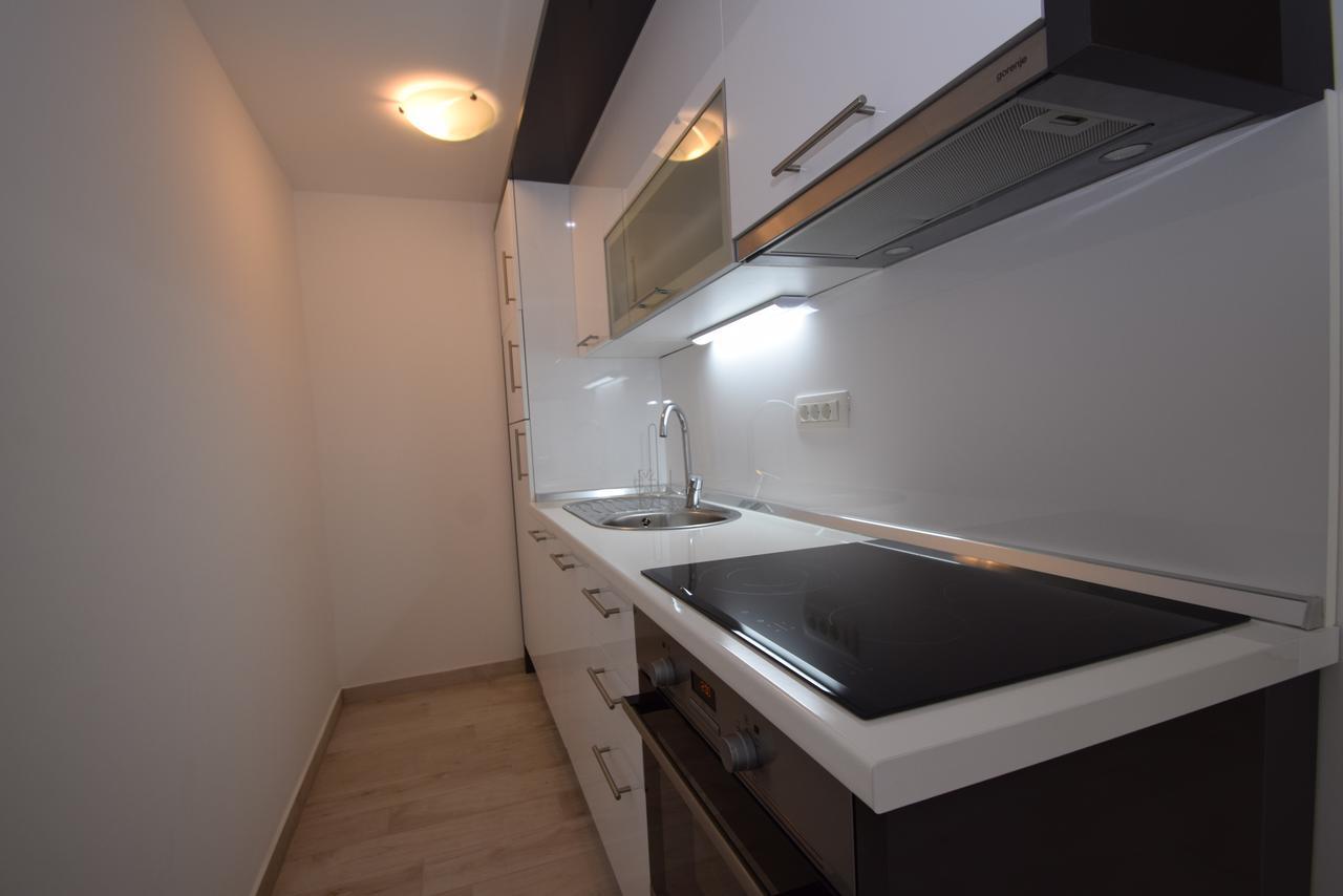 Apartment Anica Kuk Starigrad Paklenica Exterior foto