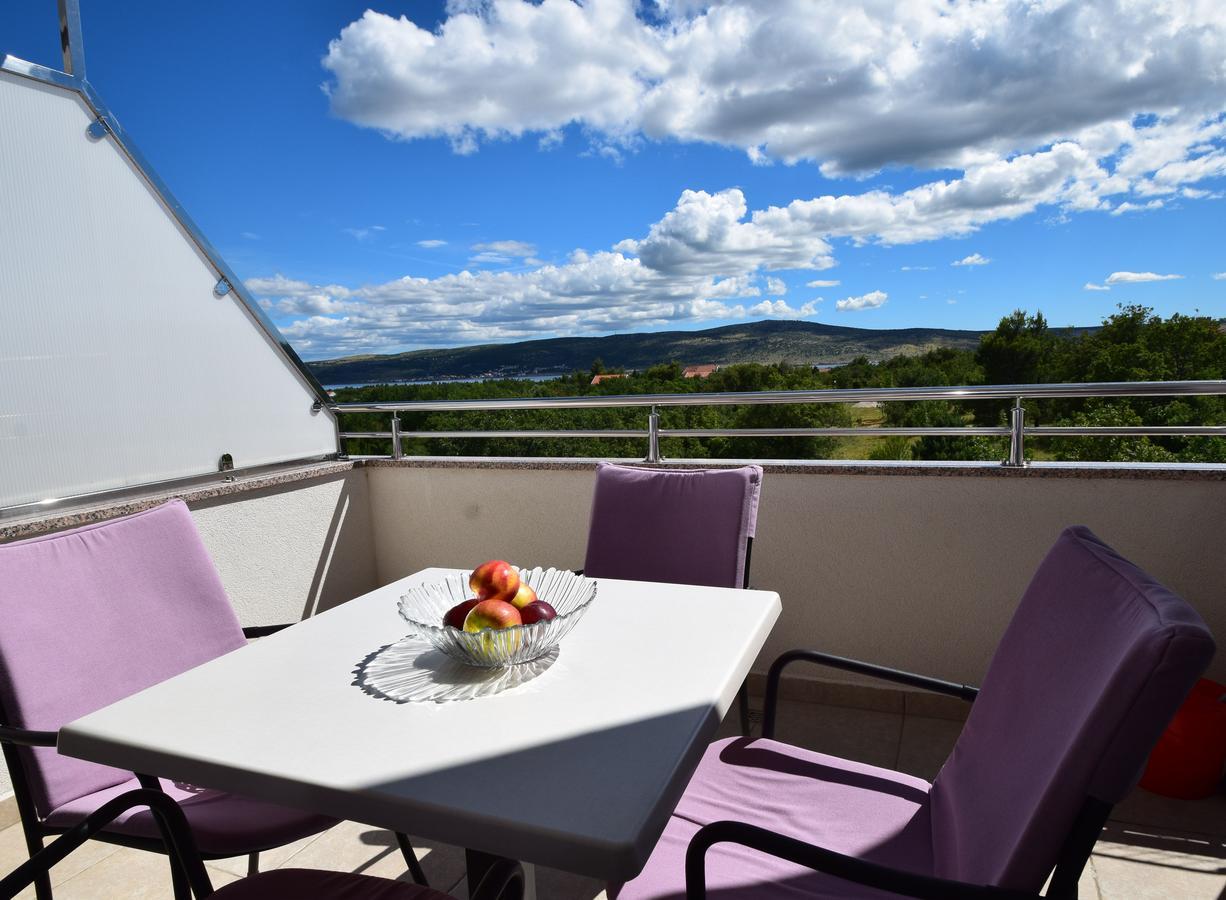 Apartment Anica Kuk Starigrad Paklenica Exterior foto